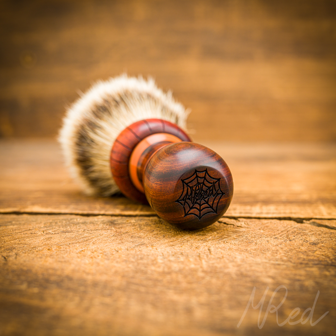 Blaireau artisanal « Halloween » – 26mm – Palissandre, résine et Padouk
